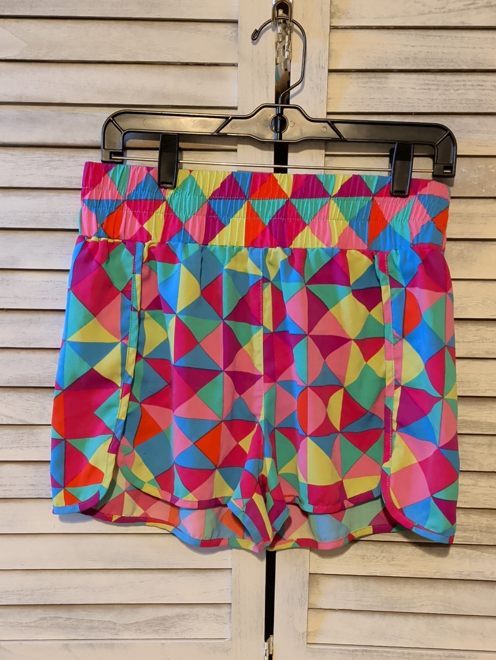 Multicolor Geo-Print Women’s Elastic Waist Shorts